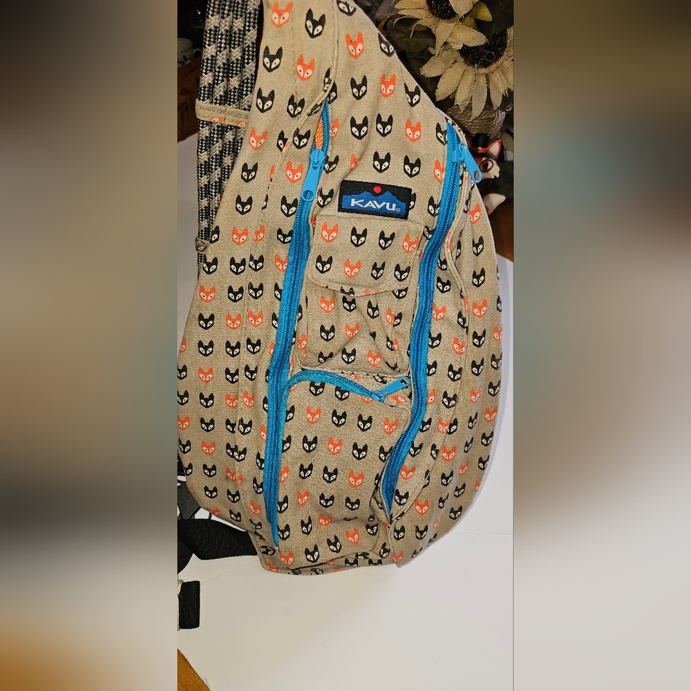 Kavu Rope Sling Bag. Good condition. Smoke free home